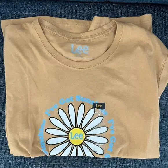 NWT Lee Legendary Scoop Neck Short Sleeve Boyfriend Tee Shirt Womens Size Medium - Picture 4 of 5